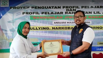 Kanit Reskrim Polsek Duren Sawit Jadi Narasumber Sosialisasi Permasalahan Sosial di Sekolah