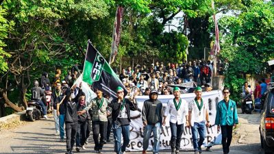 HMI, BEM, dan Elemen Masyarakat Gelar Unjuk Rasa di Purwakarta